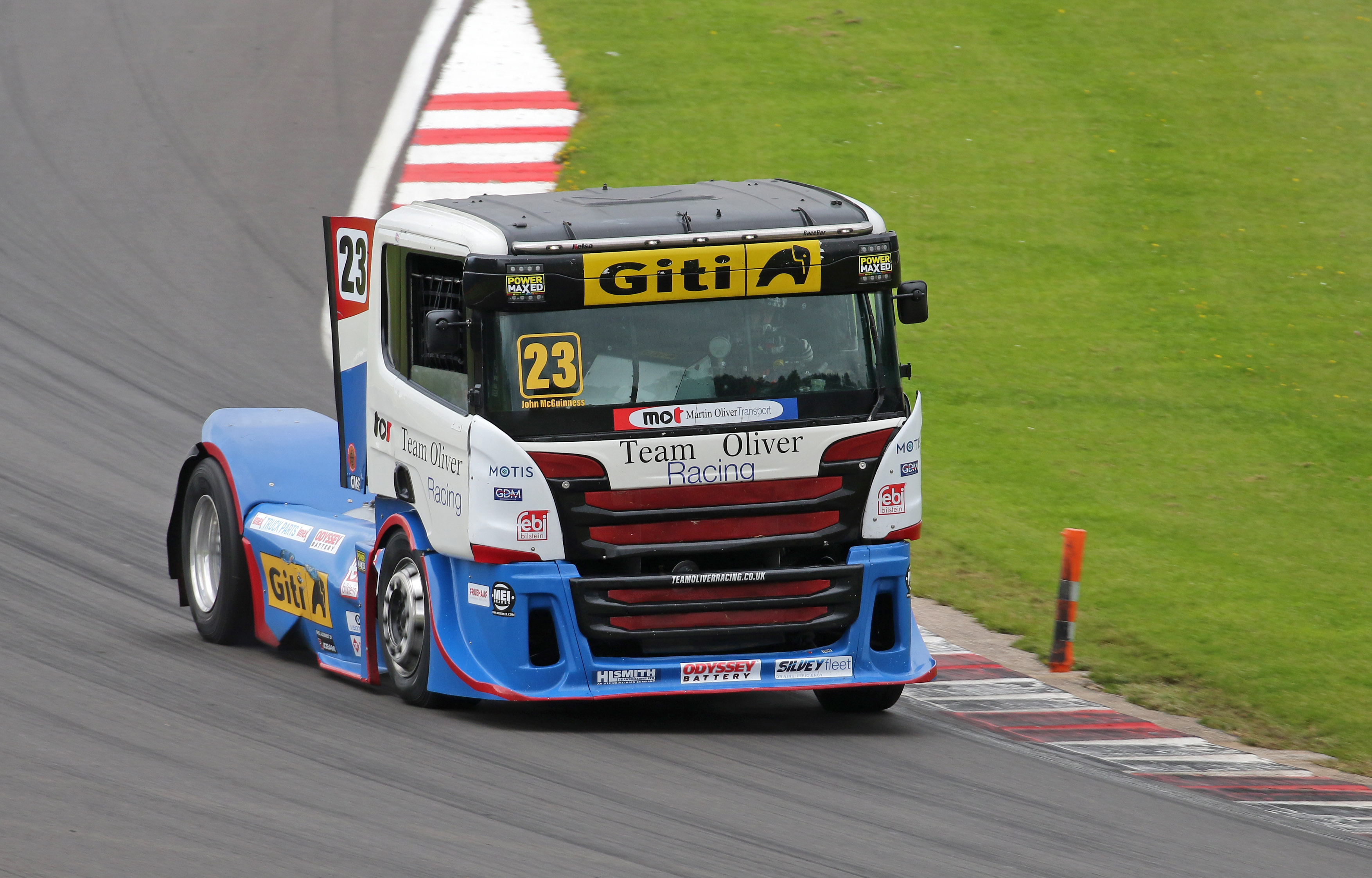 Giti Tire brings guests and a legend to Donington’s Convoy in The Park 2023